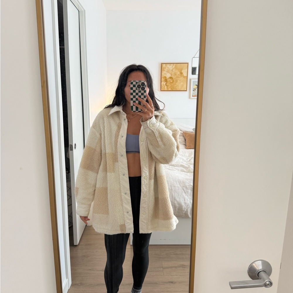 Levi's Cream Sherpa oversized Jacket - Size Small